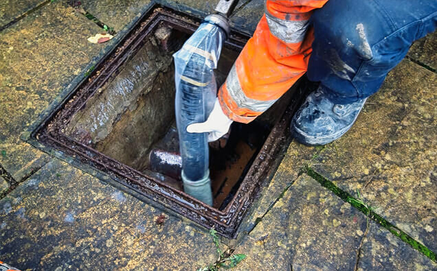 https://plumbersouthernriver.com.au/uploads/2025/06/blocked-drains-682908.jpg
