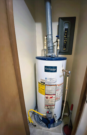 https://plumbersouthernriver.com.au/uploads/2025/06/hot-water-134456.jpg